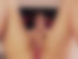 Live cam show with Aliyv - Green Eyes on Camsoda