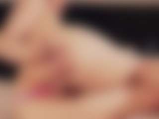 Live cam show with Aliyv - Green Eyes on Camsoda