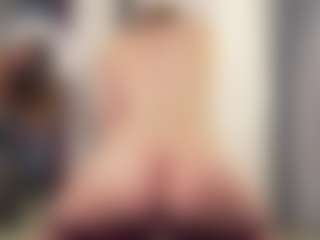 Live cam show with Aliyv - Shaved Pussy on Camsoda
