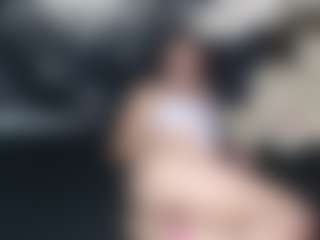 Live cam show with Amaranta - Ass Clapping on Camsoda