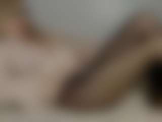 Live cam show with hannavibes - Green Eyes on CamwithHer