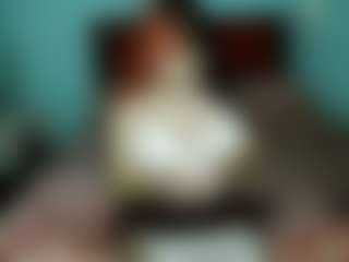 Live cam show with lau - Moaning on milfzrlive.com