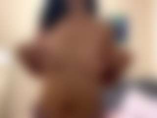 Live cam show with OdiliaCraley - Ass To Mouth on AdultVida.com