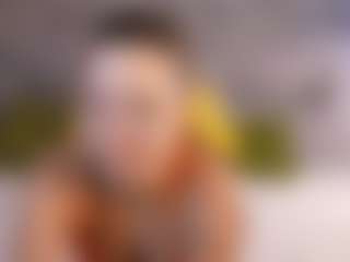 Live cam show with SusannJohnson - Brown Hair Teen (18+) on SpankPalCams