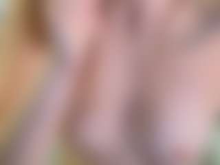 Live cam show with SusannJohnson - Striptease Young Adult on Dare Cams