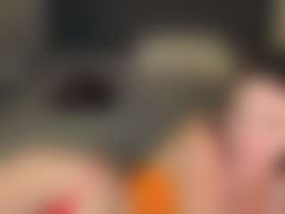 Live cam show with SusannJohnson - Athletic on live.xbliss.ai