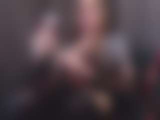 Live cam show with AlexandraZaryanova - Granny MILF on sexylive.show