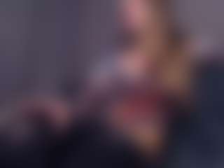 Live cam show with AlexandraZaryanova - Interactivetoy Granny on xxxlivecams.org