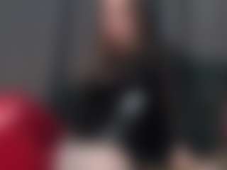 AlexandraZaryanova MILF webcam performer live streaming