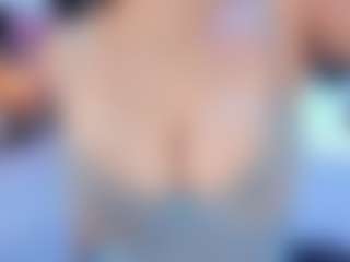 Live cam show with hannacollins01 - Submissive on Uber Horny