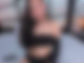 Live cam show with hannacollins01 - Ride on Camming Site