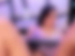 Live cam show with hannacollins01 - Green Eyes on Streamer API