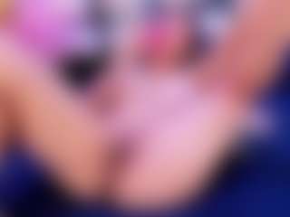 Live cam show with hannacollins01 - Average on Camsoda