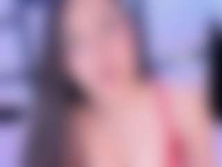 Live cam show with hannacollins01 - Green Eyes on madthumbs