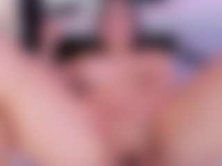 Live cam show with hannacollins01 - Ride on Uber Horny