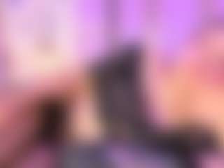 Live cam show with hannacollins01 - Ride on Camsoda