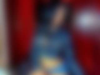 Live cam show with Lizz-Sweetxx - Brown Eyes on CamwithHer