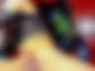 Live cam show with Lizz-Sweetxx - White on Strip Flash - Live Sex Shows