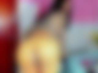 Live cam show with Lizz-Sweetxx - Average on Camsoda