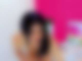 Live cam show with Lizz-Sweetxx - Brown Eyes on Camsoda