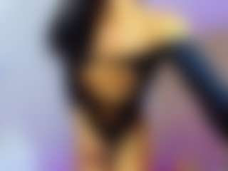 Live cam show with Lizz-Sweetxx - Brown Eyes on Camsoda