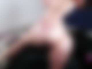 Live cam show with Scarlett-Gushes - Blue Eyes on Camsoda