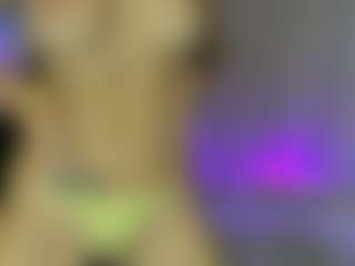 SolarNicky MILF webcam performer live streaming