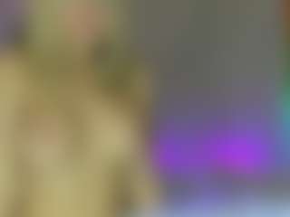 SolarNicky MILF webcam performer live streaming