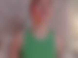 Live cam show with aprilwatsonn - Nipple Piercings on AdultVida.com