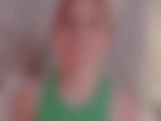 Live cam show with aprilwatsonn - Smoking on Dolls Live
