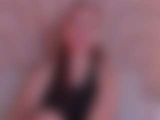 aprilwatsonnのライブセックスチャットショー