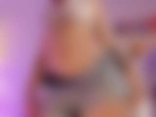 aprilwatsonn's Live Sex Cam Show