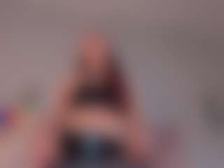 aprilwatsonn's Live Sex Cam Show