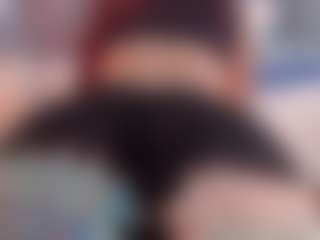 aprilwatsonn's Live Sex Cam Show