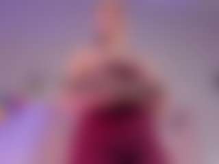 Live cam show with aprilwatsonn - Thin on Dolls Live