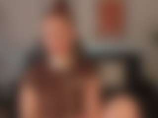 Live cam show with aprilwatsonn - Shaved on Dolls Live