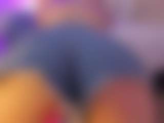 Live cam show with aprilwatsonn - Colombia Young Adult on Dare Cams