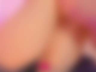 Live cam show with aprilwatsonn - Thin on livesuperchat.net