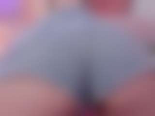 Live cam show with aprilwatsonn - Colombia on Stripli.com
