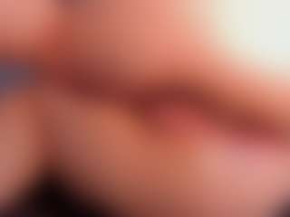 Live cam show with aprilwatsonn - Colombia on Mixed Magazine Live