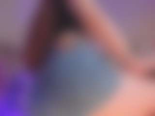 Live cam show with aprilwatsonn - College Latina on Camsoda | colombia