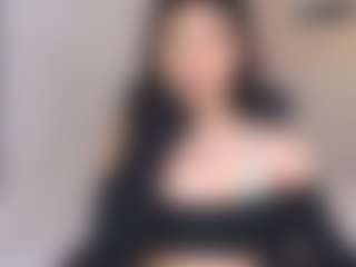 Live cam show with Ari-Ana - Tease on Camsoda