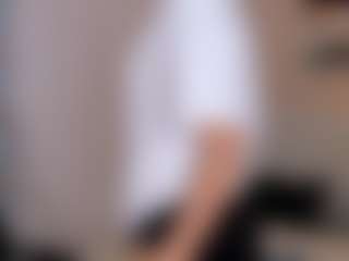 Live cam show with Ari-Ana - Tiny Tits on Camsoda