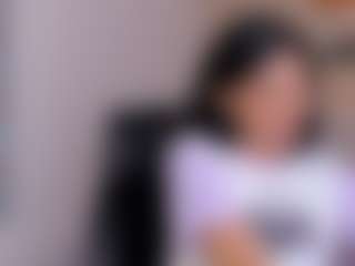 Live cam show with Ari-Ana - Brown Eyes on AdultVida.com