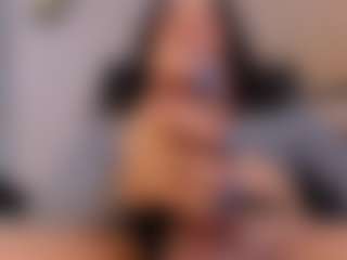 Live cam show with Ari-Ana - Black Hair on Camming Site