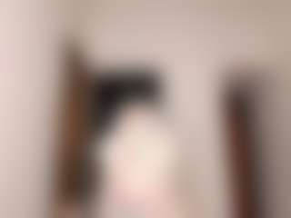 bellaofi24's Live Sex Cam Show