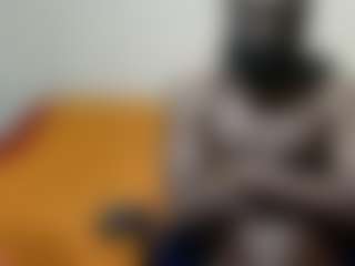 Live cam show with Darkkras - Tease on Camming Site