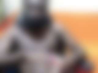 Live cam show with Darkkras - Handjob on Camsoda
