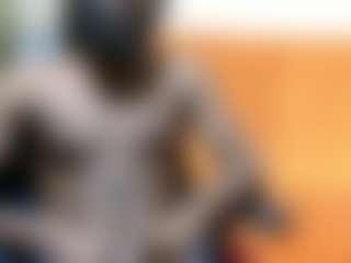 Live cam show with Darkkras - Brown Eyes on SpunkLive