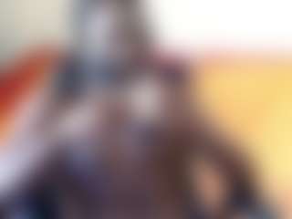Live cam show with Darkkras - Black Hair on intimatelivegirls.com